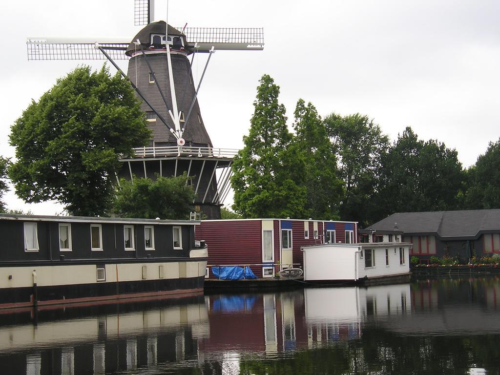 Houseboat Under The Mill Otel Amsterdam Dış mekan fotoğraf